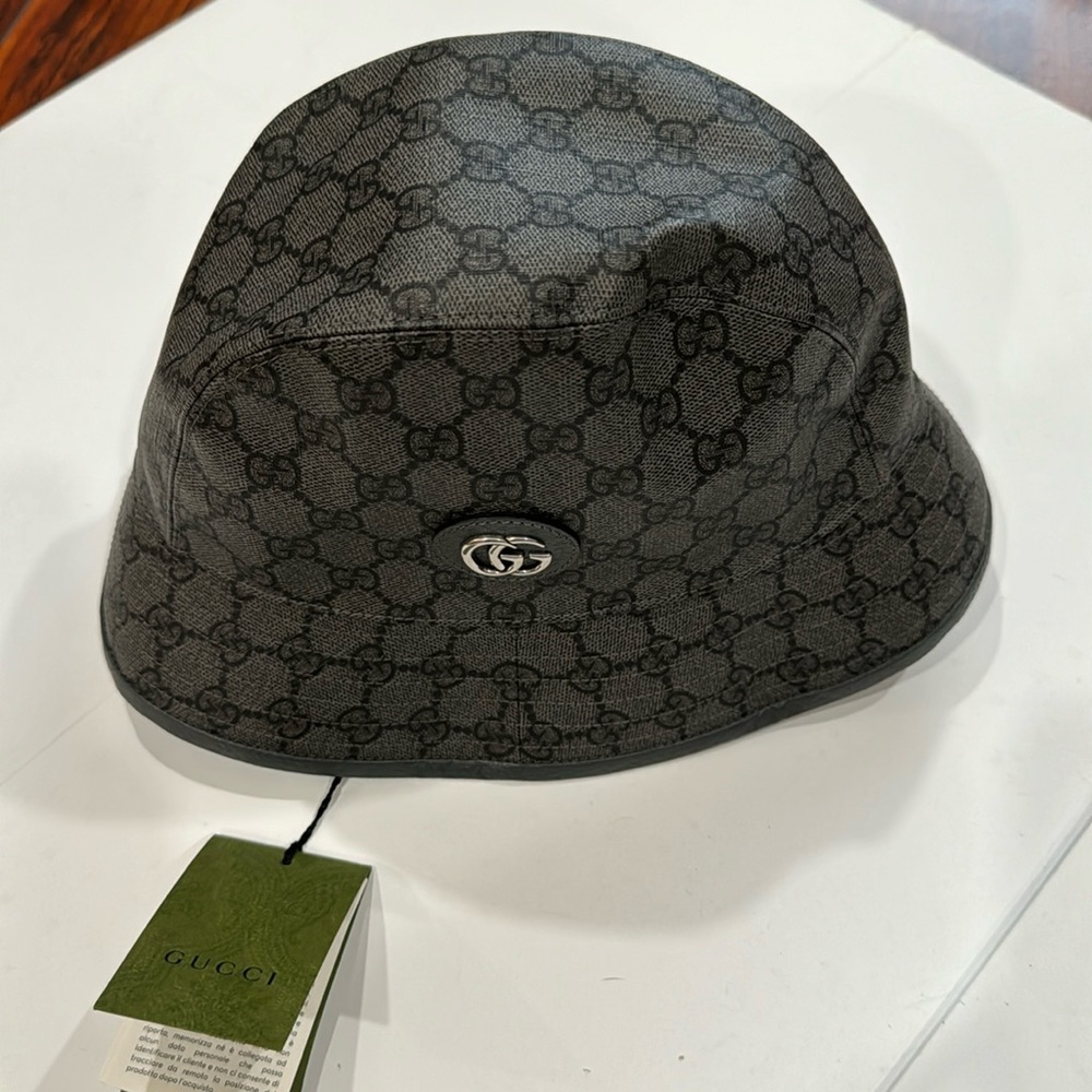 GG supreme canvas bucket hat